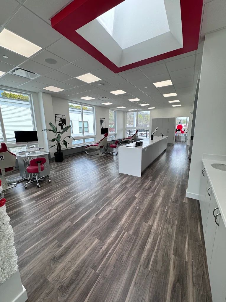 Dynamic Smiles office treatment bay